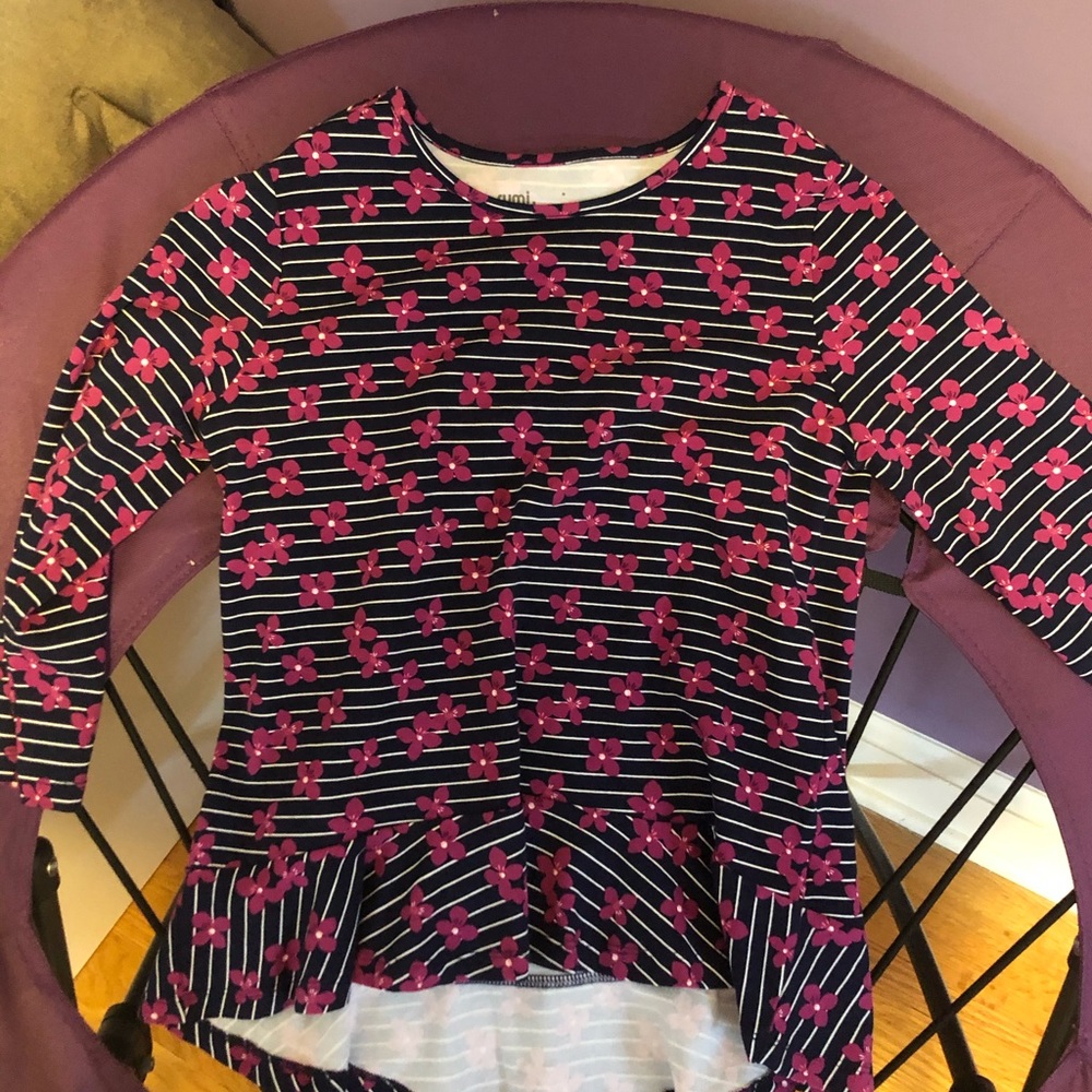 Girls cute butterfly print shirt
